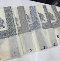 شال كشميري مطرز نقشة عريضة ملكي 1