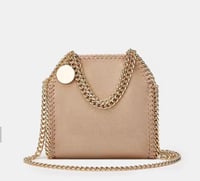 20 Stella McCartney -شنطة ستيلا ماركتني