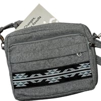 شنطة كتف بتصميم مميز من CadouNi