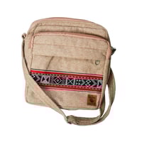 شنطة كتف بتصميم مميز من CadouNi