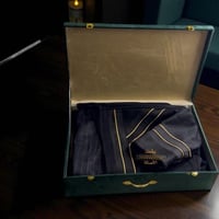 فروه وجهين مقلم مع ساده الأسود