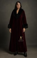 مخمل سكارليت فرو