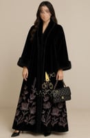 رقي المخمل الأسود