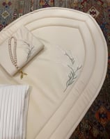 طقم سجادة صلاة و شرشف صلاة - لون سكري