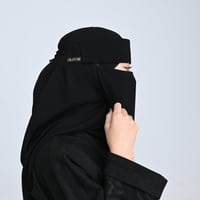 نقاب كويتي مقوى لصق وسط