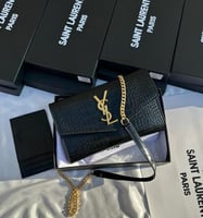 أسود شعار ذهبي جلد