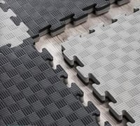 ارضيات فوم اسفنجية متر سماكة 2.5 سم للنوادي الرياض...