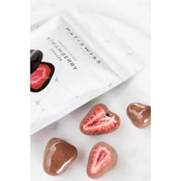 باتيسويس فراولة مغطاة بشوكولاتة بالحليب 80 جم | Pa...