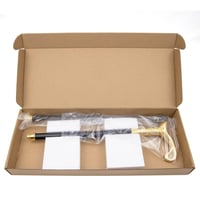 عكاز ذهبي مزخرف بشكل تقليدي