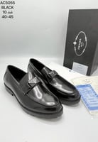 Prada Milano Loafer اسود