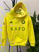 بلوفر النصر الاصفر 2026