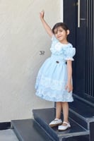 فستان بتصميم فكتوري