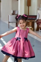 فستان رونق الطائف