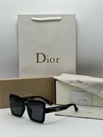 نظارة ماركة Dior