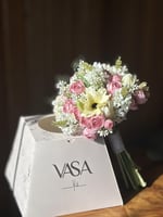 مسكة مذهلة (صناعي)