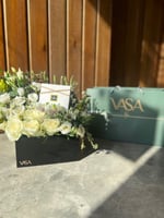 تنسيق شوكلت باتشي مع ورد ابيض