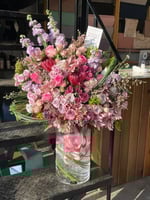 ليلى ( الاسم حسب الطلب)