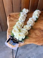 عقد تخرج ابيض 2024