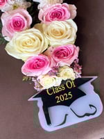 بكج عقد التخرج مع بالون (امكانيه تغيير الاسم)