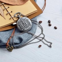 ساعة جيب الأفعى الكلاسيكية: أناقة Slytherin الخالد...