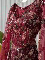 فستان سهره طويل باكمام مطرز