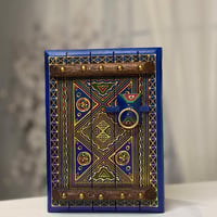 صندوق خشبي على طراز الأبواب النجدية حجم ثمن