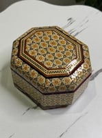 صندوق ايراني عمل يدوي