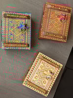 صندوق طراز الأبواب النجدية متوسط