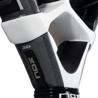 Nox Quantum 12K Carbon 2025 Padel Racket
