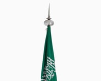 سارية بعلم المملكة فضي قابلة للتعديل حتى 2.5 متر