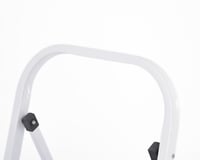 سلم حديد ابيض درج عريض