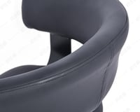 كرسي بار اسود دائري