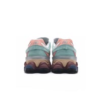حذاء نيوبالانس New Balance 9060 aqua&peach