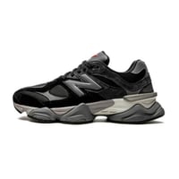 حذاء نيوبالانس New Balance 9060 black