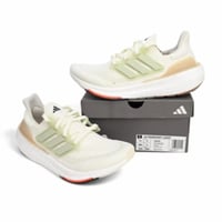 الترابوست Adidas Ultraboost white&mint green
