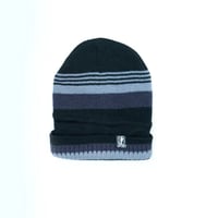 مجموعة القبّعات المبطّنة بالفرو