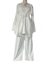 قميص رضاعة قطعتين بأكمام طويلة ابيض