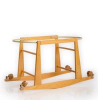 قاعدة ستاند خشبي لسلة موسى مع عجلات