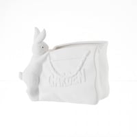 سلة سيراميك شكل أرنب لون أبيض