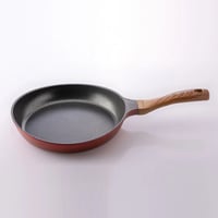 طاوة تيتانيوم مقاس 28 سم لون أحمر