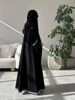 عباية آسيا بتطريز انيق