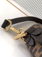 فندي Baguette مقاس 24cm