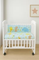 سرير أطفال خشبي أبيض / مهد مع ناموسية وعجلات - سري...