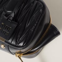 حقيبة ميوميو أسود - miumiu Arcadie