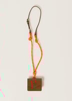 تعليقة miumiu جلد وحبل وحقيبة صغيرة