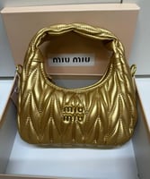 حقيبة ميوميو ذهبي - miumiu