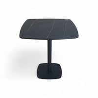 طاولة مربعة بسطح خشب 70 سم