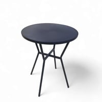 طاولة طعام خارجية بلاستيك أنيقة