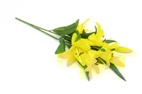 ورد صناعي أنيق