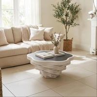 طاولة خدمة مخروطية الشكل